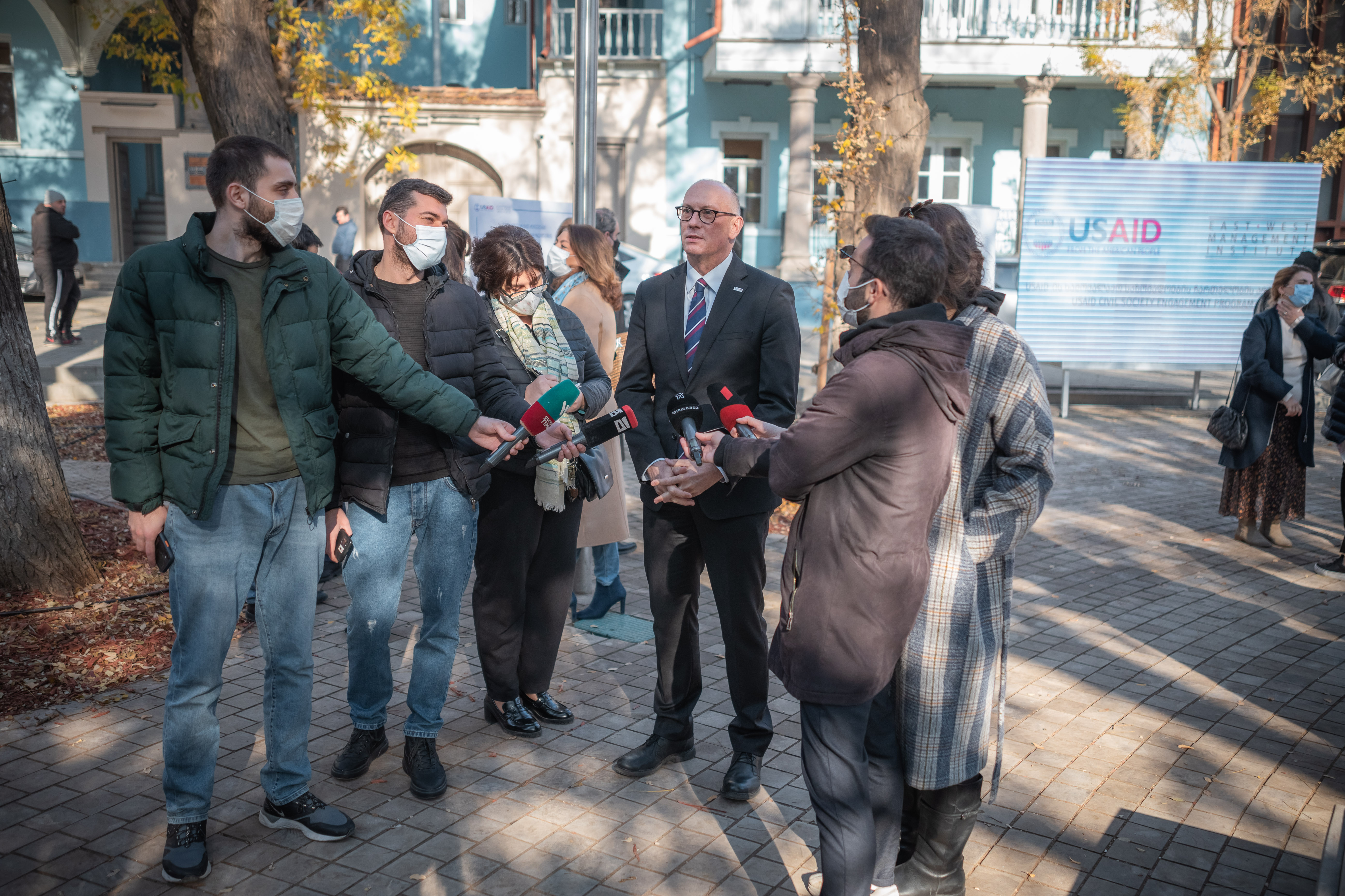 ბიზნეს კონსულტაცია >>> USAID-ის სამოქალაქო საზოგადოების ჩართულობის პროგრამის გახსნითი ღონისძება	